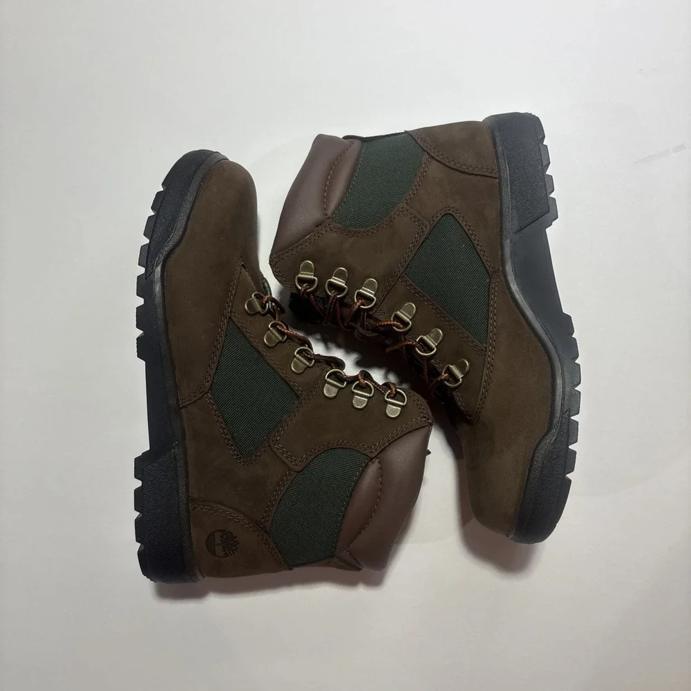 [TB044992214] Grade School Timberland 6‎ INCH FIELD BOOT JUNIOR 'BROWN GREEN'